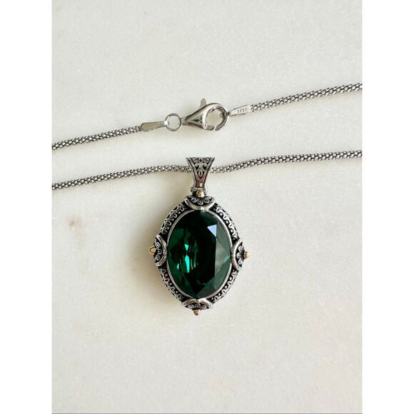 Emerald green crystal oval pendant necklace with sterling silver and 14 gold pla - Picture 14 of 14